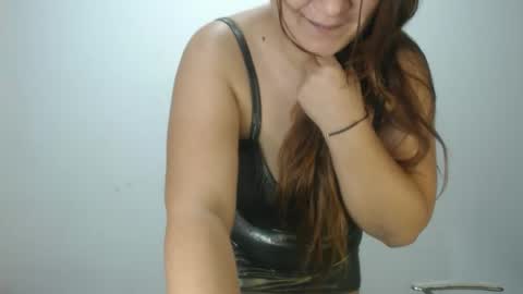 iiisabella online show from September 17, 11:02 am