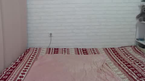 Lina Rouge online show from October 15, 4:27 am