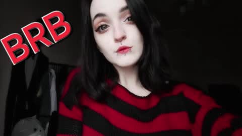 Lina 3  1715622743 online show from January 3, 4:37 pm