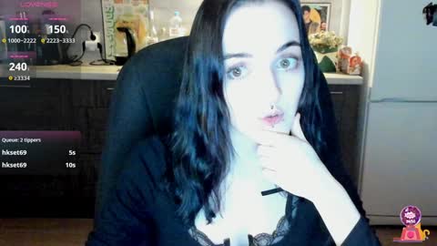 Lina 3  1715622743 online show from January 20, 2:03 pm