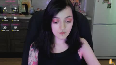 Lina 3  1715622743 online show from October 10, 8:31 am