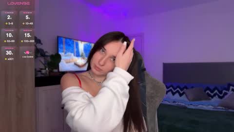 Lina online show from January 18, 3:10 pm