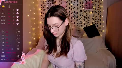 Lina online show from November 25, 8:57 am