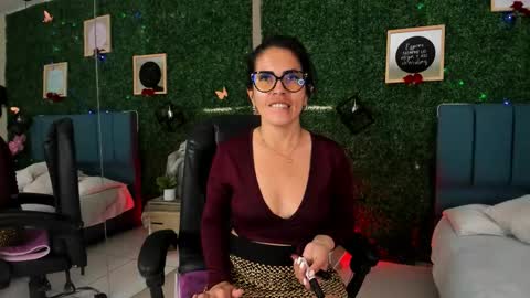 Lina  online show from November 20, 11:53 am