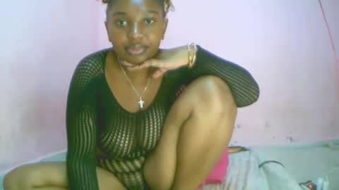 linah1123 online show from October 18, 10:41 am