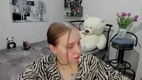 Lina online show from March 8, 9:51 pm