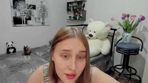 Lina online show from March 10, 8:45 pm