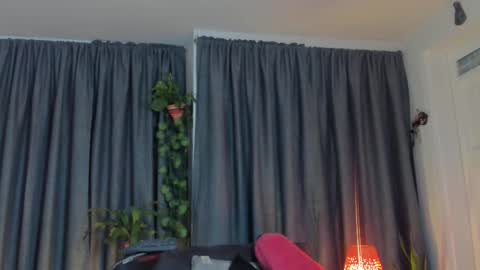 Snapshot of lincom_amith chatting on September 18, 10:58 pm lincom amith online show from September 18, 10:58 pm