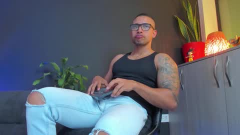 lincom amith online show from September 25, 11:45 pm