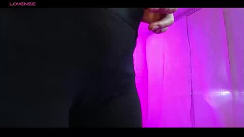 linda1609 online show from September 9, 1:33 pm