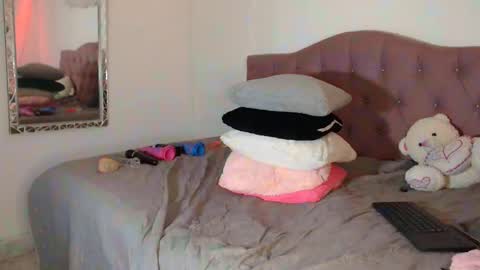 linda online show from October 20, 12:37 am