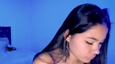 Alana online show from September 27, 6:05 pm