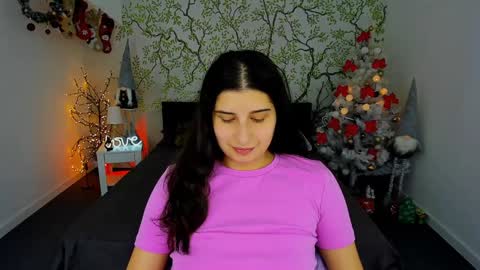 Snapshot of linda_ex chatting on January 3, 7:49 am Linda online show from January 3, 7:49 am