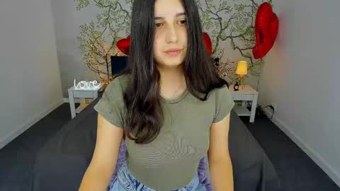 Snapshot of linda_ex chatting on February 19, 7:28 am Linda online show from February 19, 7:28 am