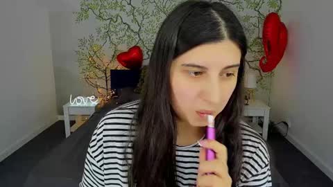 Snapshot of linda_ex chatting on February 21, 10:50 am Linda online show from February 21, 10:50 am