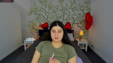 Snapshot of linda_ex chatting on February 19, 10:45 am Linda online show from February 19, 10:45 am