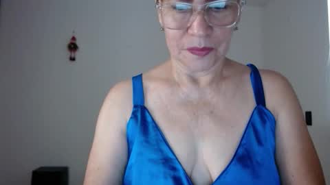 Linda Hanna online show from December 16, 2:56 pm