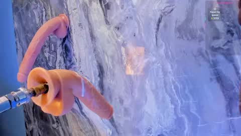 linda_sofi__ online show from May 30, 10:41 pm