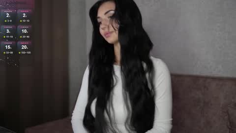 Call me Linda online show from October 6, 6:59 pm