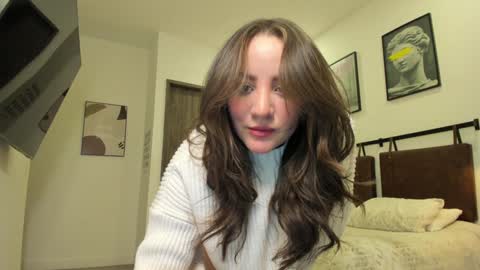 Snapshot of lindabluee chatting on January 12, 11:04 pm Nia online show from January 12, 11:04 pm