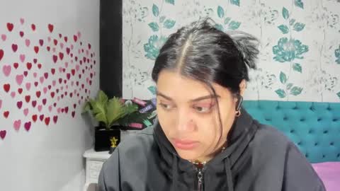Snapshot of lindabreexlove chatting on February 14, 4:31 pm online show from February 14, 4:31 pm