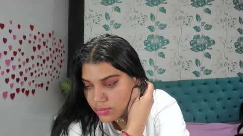 Snapshot of lindabreexlove chatting on February 16, 5:04 pm online show from February 16, 5:04 pm