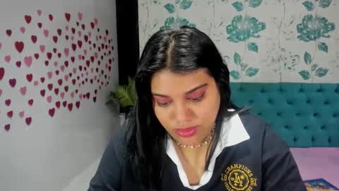 Snapshot of lindabreexlove chatting on February 7, 7:17 pm online show from February 7, 7:17 pm