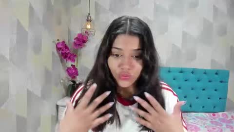 Snapshot of lindabreexlove chatting on September 10, 4:46 am online show from September 10, 4:46 am