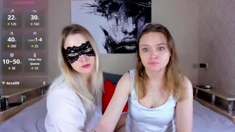 Linda online show from October 28, 2:12 am