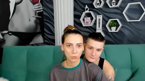 lindabryantt online show from February 12, 1:59 pm