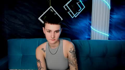 lindabryantt online show from March 4, 10:13 am