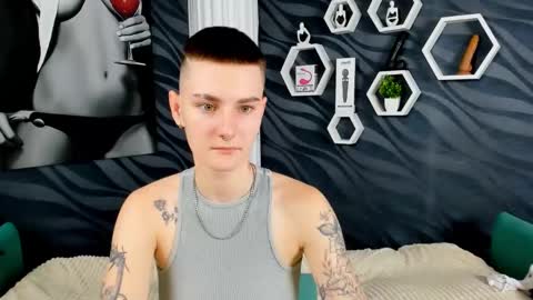 lindabryantt online show from February 9, 3:12 pm
