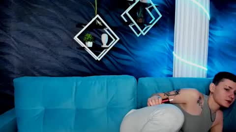 lindabryantt online show from March 7, 6:13 am