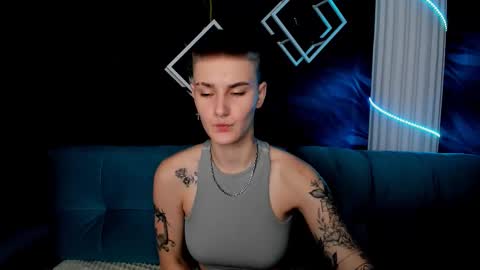 lindabryantt online show from March 10, 3:12 am