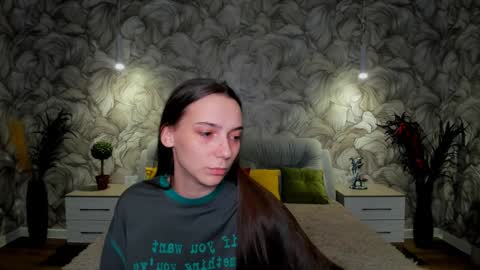 lindabryantt online show from February 6, 2:15 pm