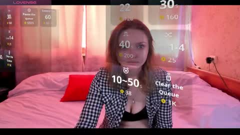 Snapshot of lindaeva chatting on September 15, 3:19 am Linda online show from September 15, 3:19 am
