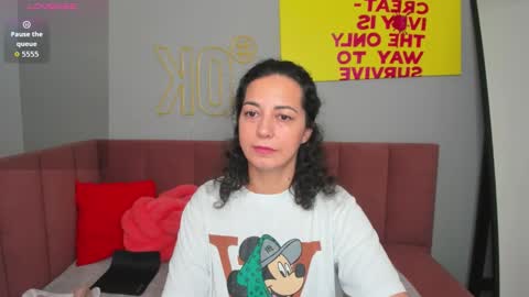 Linda online show from November 13, 1:30 am