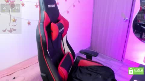 Linda Silverstone online show from February 11, 1:31 am