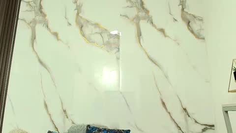  Lindsey  online show from February 27, 12:09 pm