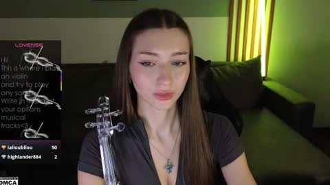 Lindsey online show from June 25, 9:42 pm