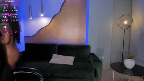 Snapshot of lindseycox chatting on March 7, 2:15 am Lin online show from March 7, 2:15 am