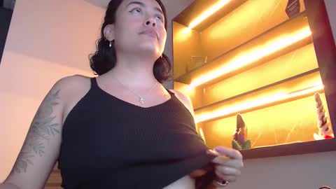 Lindsy online show from January 23, 10:33 pm