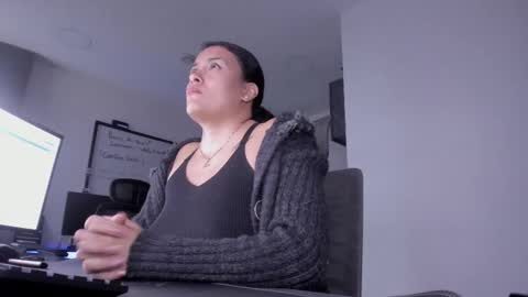 Lindsy online show from February 11, 10:18 pm