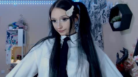 Lina online show from December 7, 8:22 pm