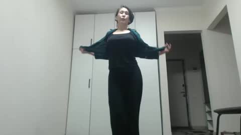 LinKissKiss online show from April 1, 7:09 am