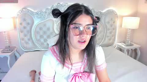 Linna online show from September 18, 4:27 am