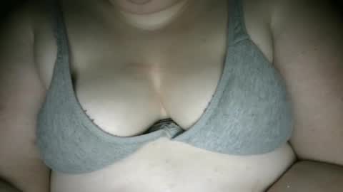 Snapshot of lioness0228 chatting on September 10, 1:17 am Lioness0228 online show from September 10, 1:17 am