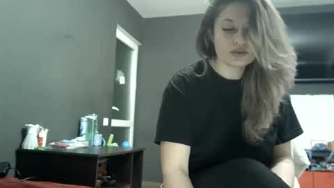 lionessmom online show from April 9, 2:48 am