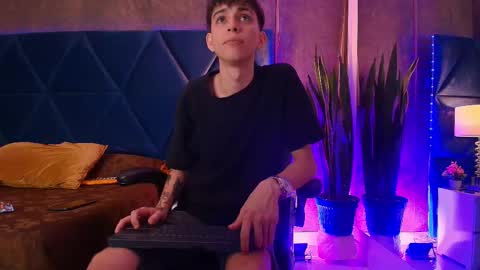 LION FOSTER online show from December 2, 9:35 pm