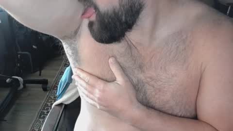 Daddy Lion online show from December 6, 7:28 pm
